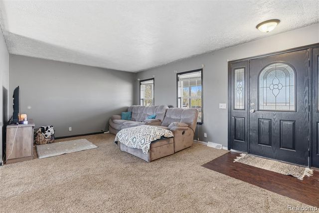 8753 Brewer Road, Millington, MI 48746