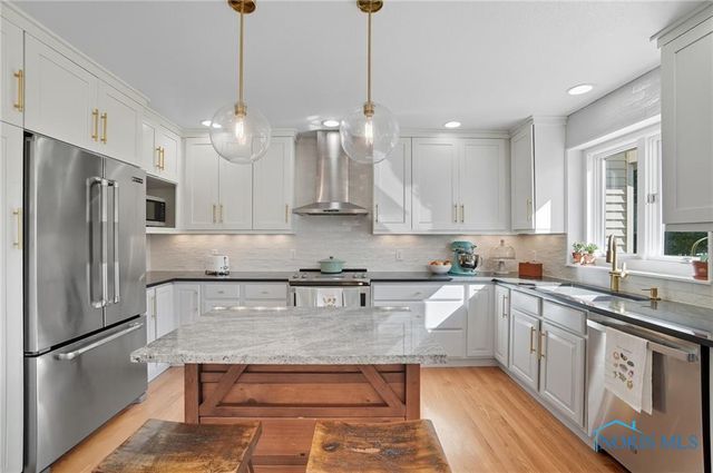 1371 Eastridge Drive, Waterville, OH 43566