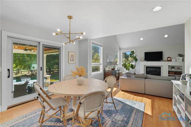 1371 Eastridge Drive, Waterville, OH 43566