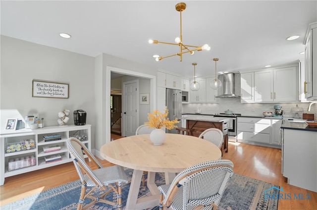 1371 Eastridge Drive, Waterville, OH 43566