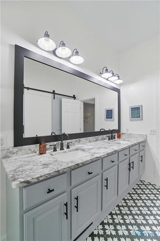 1371 Eastridge Drive, Waterville, OH 43566