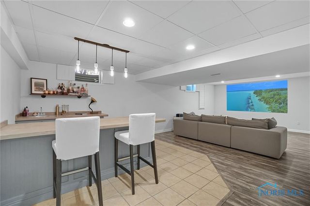 1371 Eastridge Drive, Waterville, OH 43566