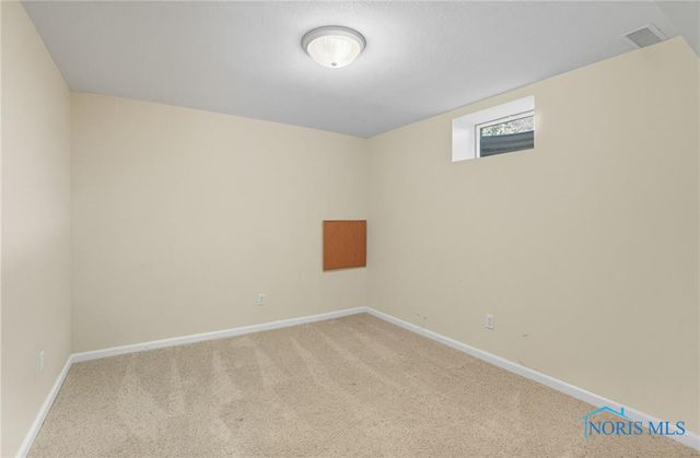 1371 Eastridge Drive, Waterville, OH 43566