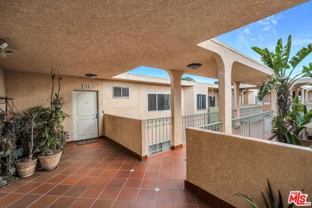 914 Lincoln Boulevard 301, Santa Monica, CA 90403