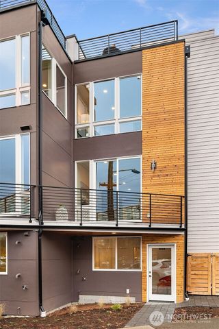 5114 24th Avenue NE, Seattle, WA 98105