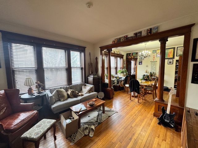 4125 N Campbell Avenue, Chicago, IL 60618