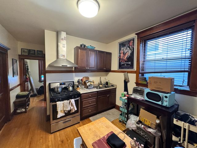 4125 N Campbell Avenue, Chicago, IL 60618