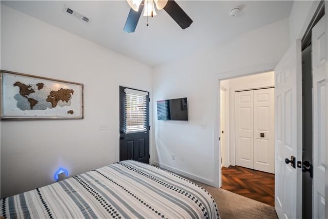 3022 Old Farmington Road, Fayetteville, AR 72704