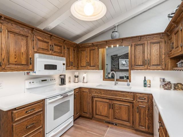 8127 Pennsylvania Circle, Bloomington, MN 55438
