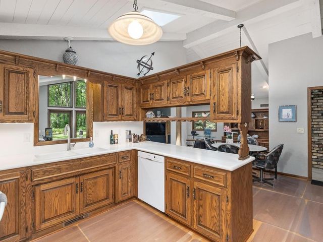 8127 Pennsylvania Circle, Bloomington, MN 55438