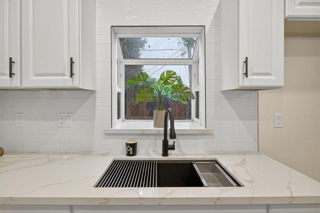 400 Pacific, Lodi, CA 95242