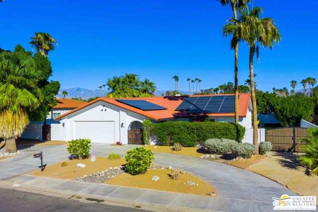 2750 E Vincentia Road, Palm Springs, CA 92262