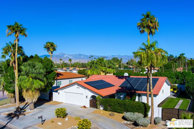 2750 E Vincentia Road, Palm Springs, CA 92262
