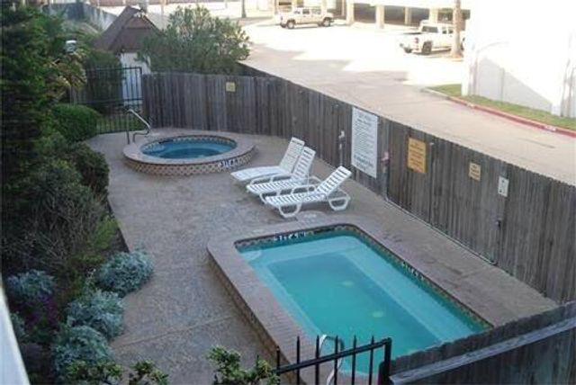 6300 Seawall Boulevard, Galveston, TX 77551