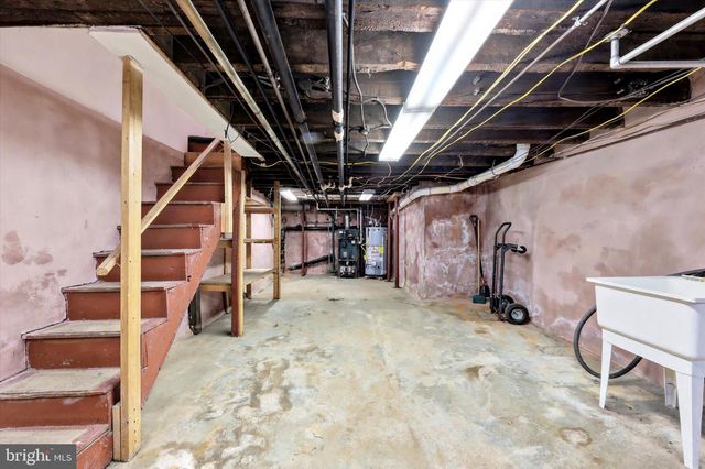 917 S 10TH ST, Philadelphia, PA 19147