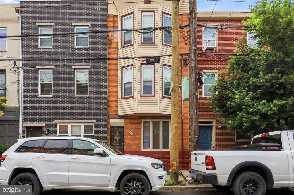 917 S 10TH ST, Philadelphia, PA 19147