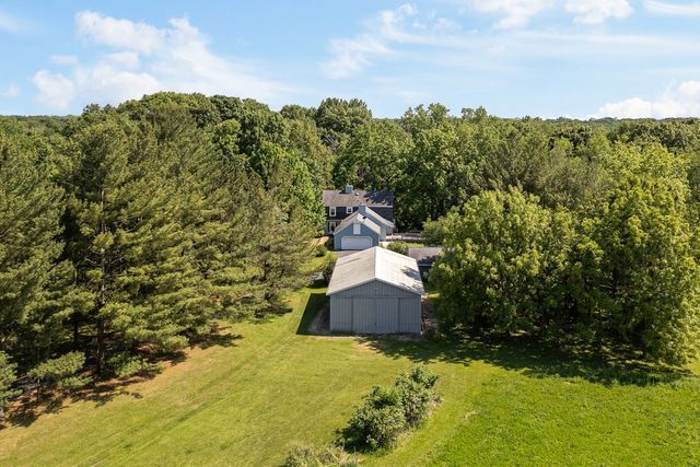 8230 217th Street N, Port Byron, IL 61275