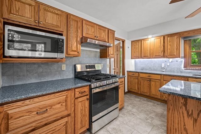8230 217th Street N, Port Byron, IL 61275