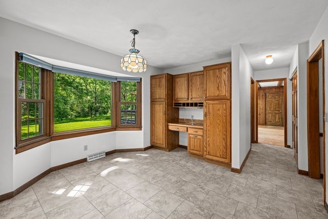 8230 217th Street N, Port Byron, IL 61275