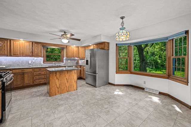 8230 217th Street N, Port Byron, IL 61275