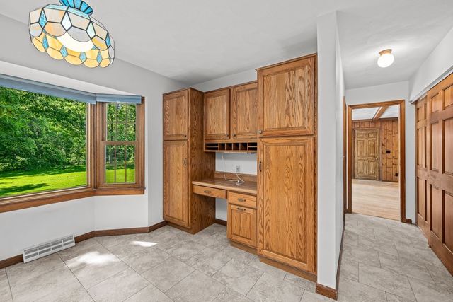 8230 217th Street N, Port Byron, IL 61275