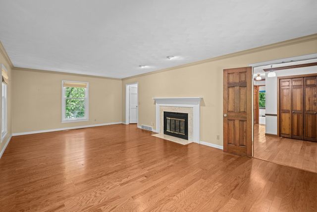 8230 217th Street N, Port Byron, IL 61275