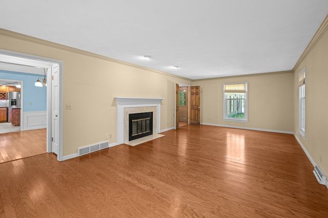 8230 217th Street N, Port Byron, IL 61275