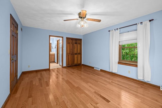 8230 217th Street N, Port Byron, IL 61275
