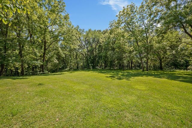 8230 217th Street N, Port Byron, IL 61275