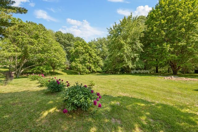 8230 217th Street N, Port Byron, IL 61275