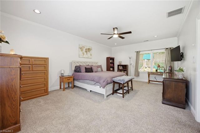 6000 Aaron Place Lane, Kernersville, NC 27284