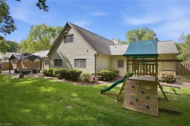 6000 Aaron Place Lane, Kernersville, NC 27284
