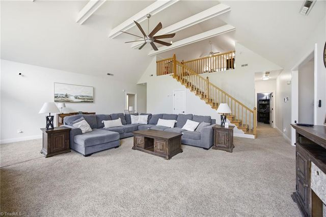 6000 Aaron Place Lane, Kernersville, NC 27284