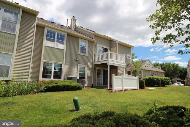 607A TRESCOTT PL, Mount Laurel, NJ 08054