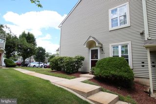 607A TRESCOTT PL, Mount Laurel, NJ 08054