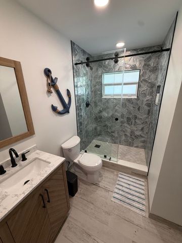 370 Wilma Circle 6, Riviera Beach, FL 33404