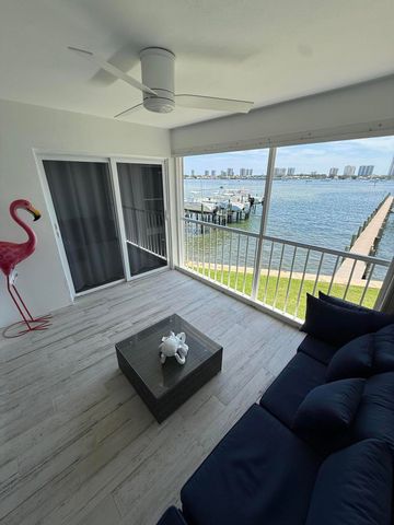 370 Wilma Circle 6, Riviera Beach, FL 33404