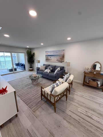 370 Wilma Circle 6, Riviera Beach, FL 33404