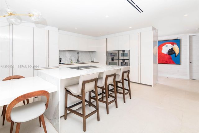 10201 E Collins Avenue 1002, Bal Harbour, FL 33154