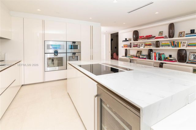 10201 E Collins Avenue 1002, Bal Harbour, FL 33154