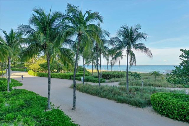10201 E Collins Avenue 1002, Bal Harbour, FL 33154