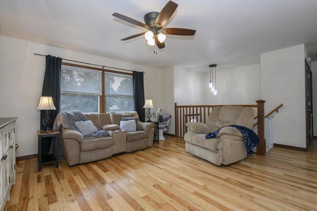 2018 Robin STREET, West Bend, WI 53090