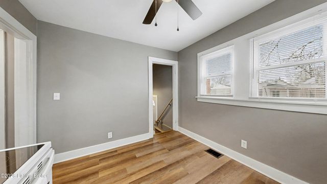 621 Beecher St, Louisville, KY 40215