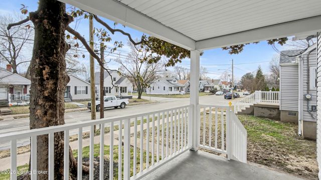 621 Beecher St, Louisville, KY 40215