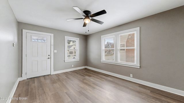 621 Beecher St, Louisville, KY 40215