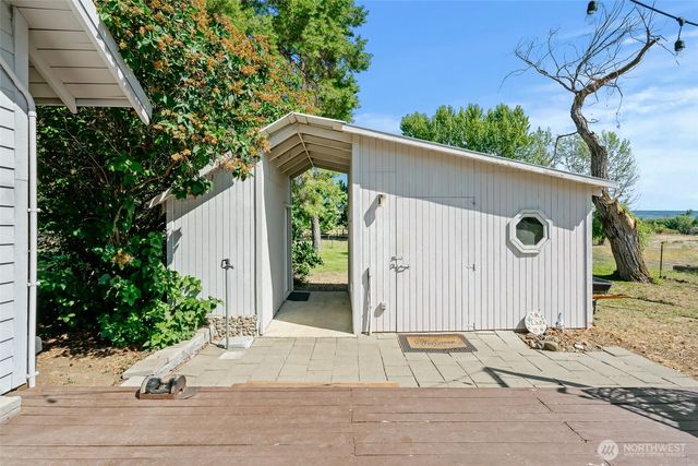 6390 Cove Road, Ellensburg, WA 98926