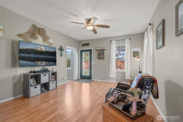 6390 Cove Road, Ellensburg, WA 98926