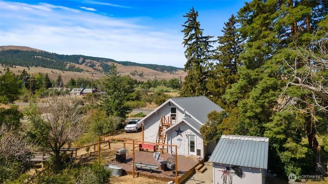 6390 Cove Road, Ellensburg, WA 98926