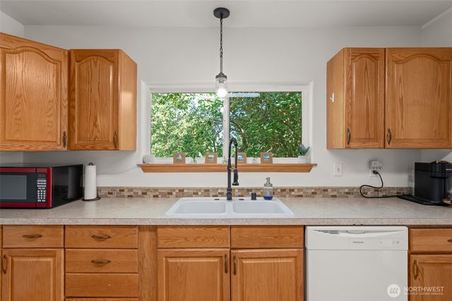 6390 Cove Road, Ellensburg, WA 98926