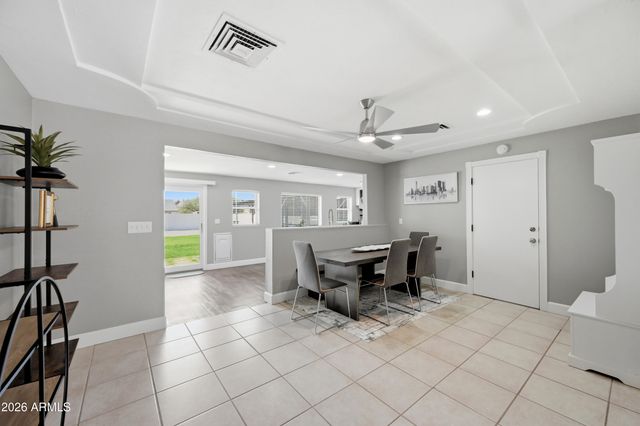 845 E GRANDVIEW Street, Mesa, AZ 85203